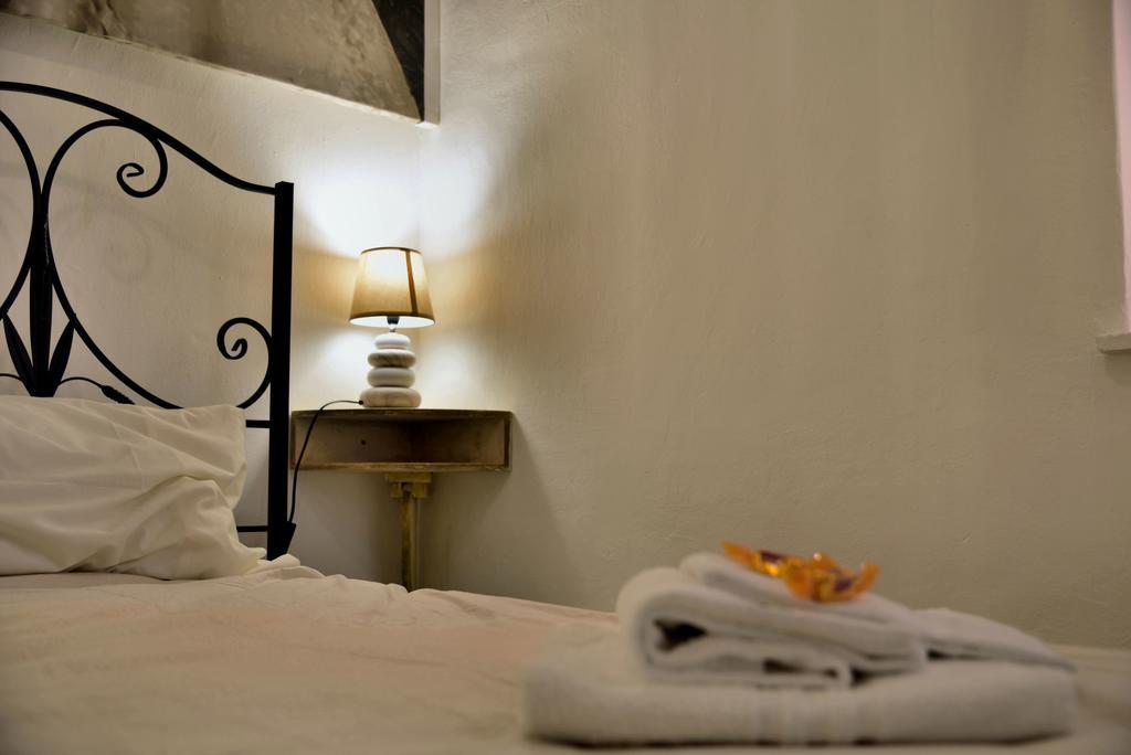 Real Teatro Umberto I Bed & Breakfast Palermo Exterior photo